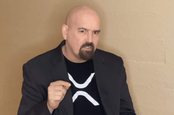 XRP Lawyer John Deaton Gets 'Crypto' Freedom Award XRP Lawyer John Deaton Gets 'Crypto' Freedom Award